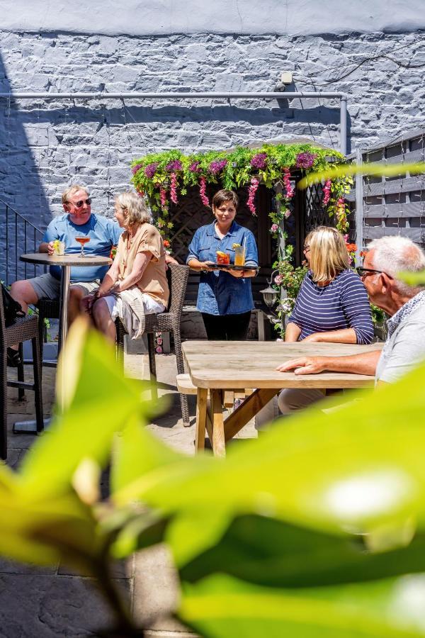 The Inn Hotel Bar And Restaurant Saint Helier Exterior photo